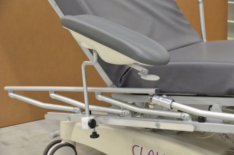 Repose bras pour fauteuil brancard ambulatoire interventionnel